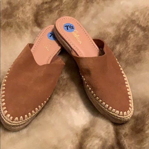 Shoes - Brand new adorable slides.  $25.00